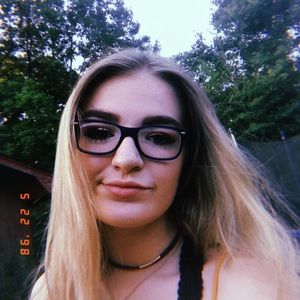 Meet your Posher, Virginia claire